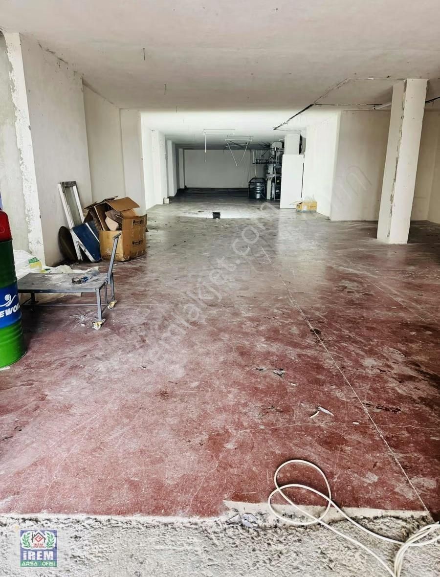 Arnavutköy Merkezde Kiralık 300m² Dükkan - Görsel 10