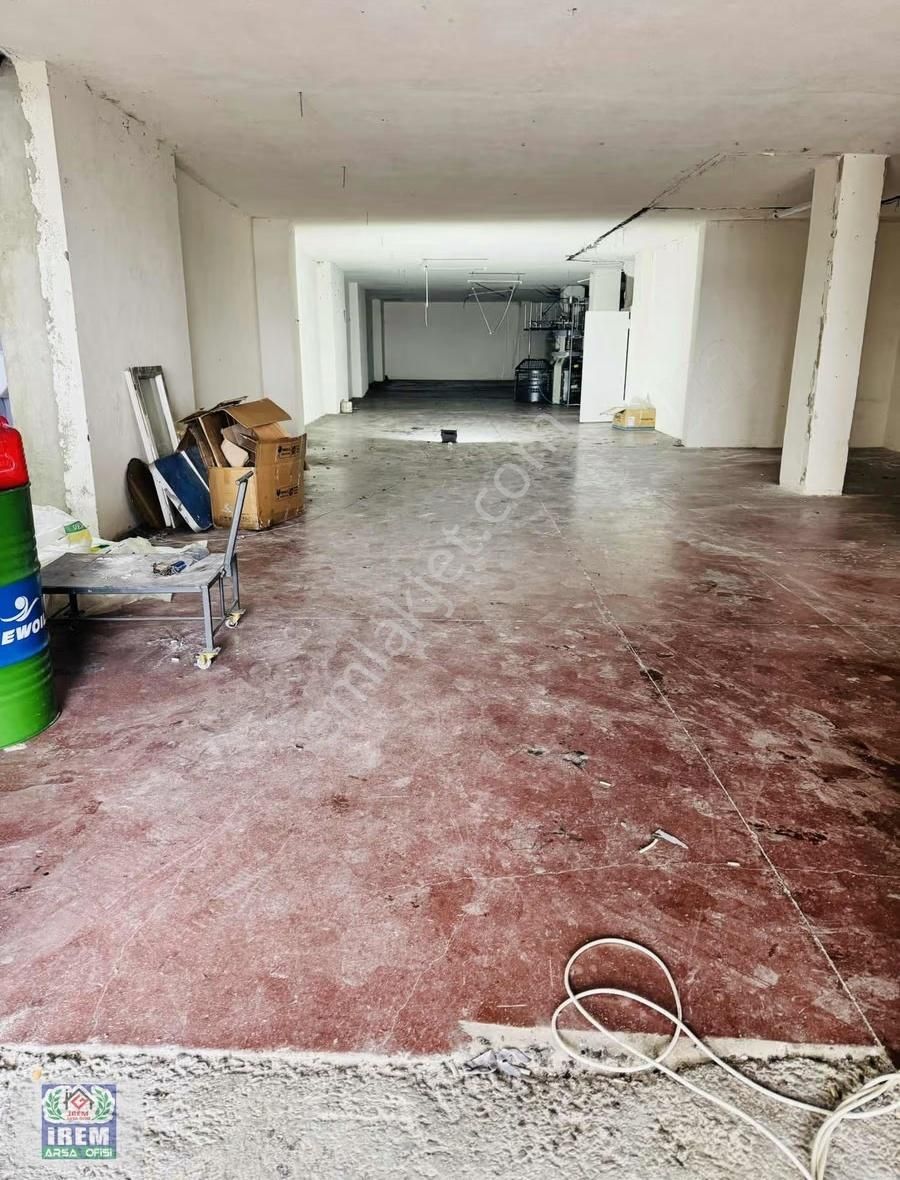 Arnavutköy Merkezde Kiralık 300m² Dükkan - Görsel 11