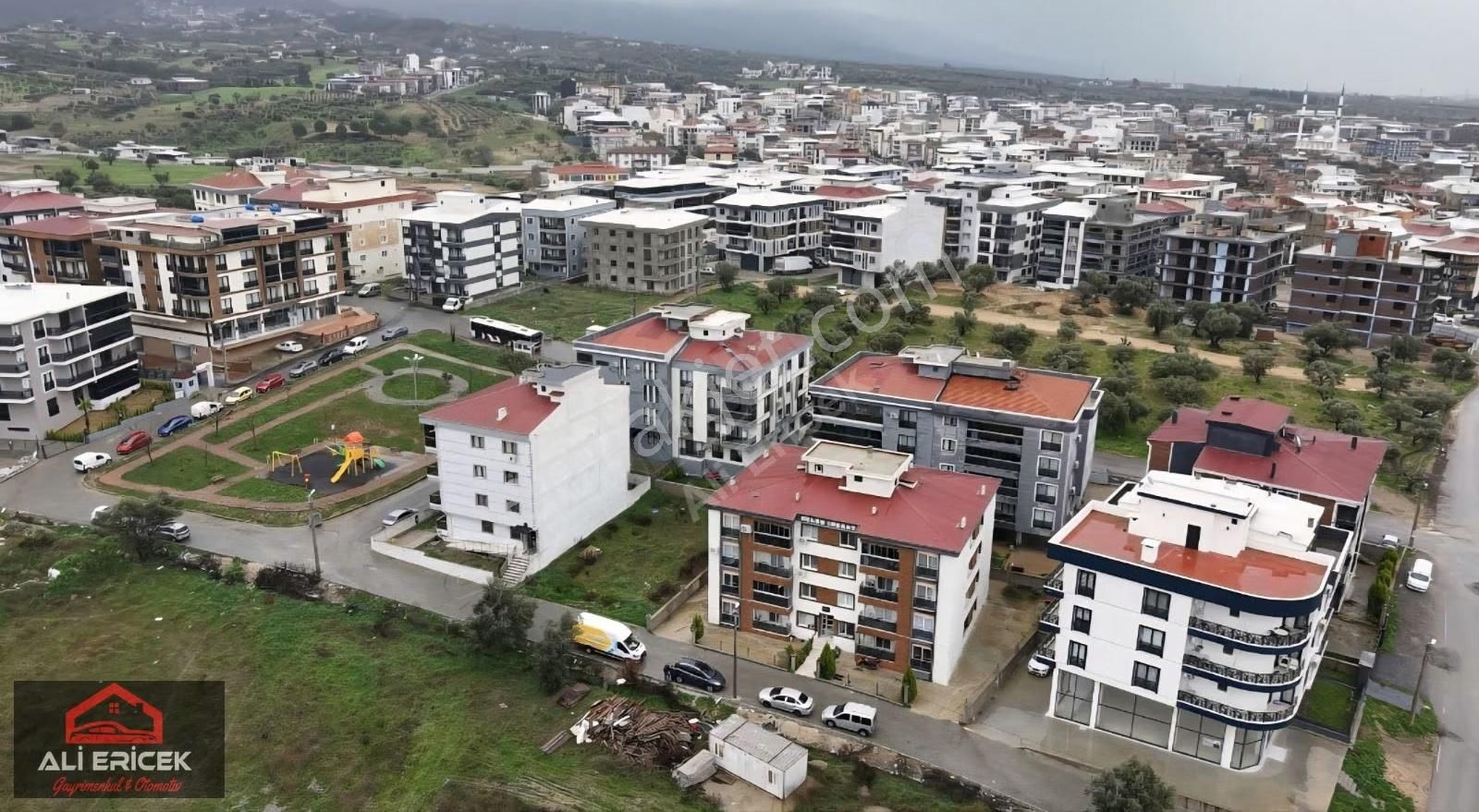 Kemalpaşa Ulucakta Favori Lokasyonda Arakat 2+1 Satılık Daire