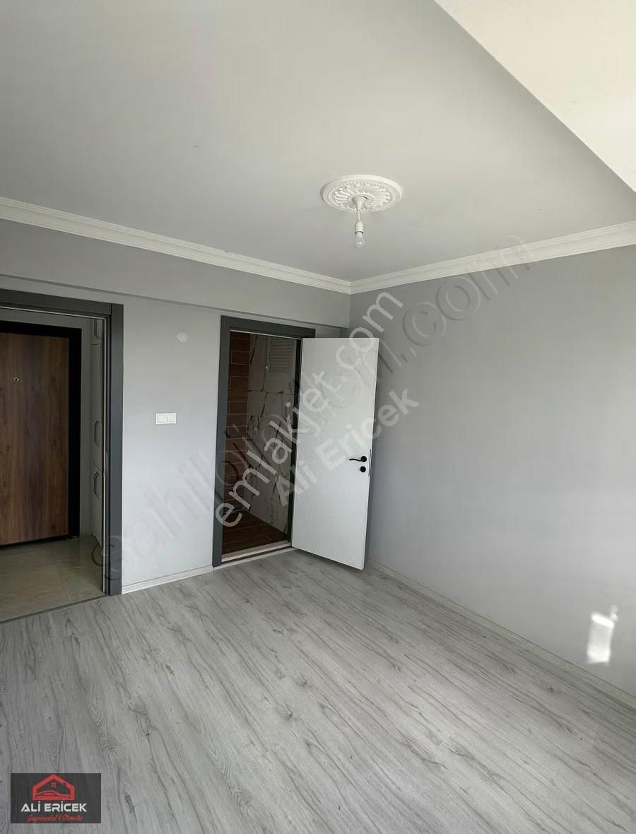 Kemalpaşa Ulucakta Favori Lokasyonda Arakat 2+1 Satılık Daire - Görsel 16