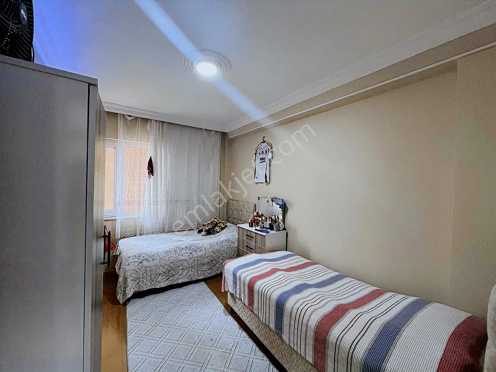 Lavınıa'dan Merkezde Kapalı Mutfak Arakat Satılık 3+1 Daire - Görsel 25