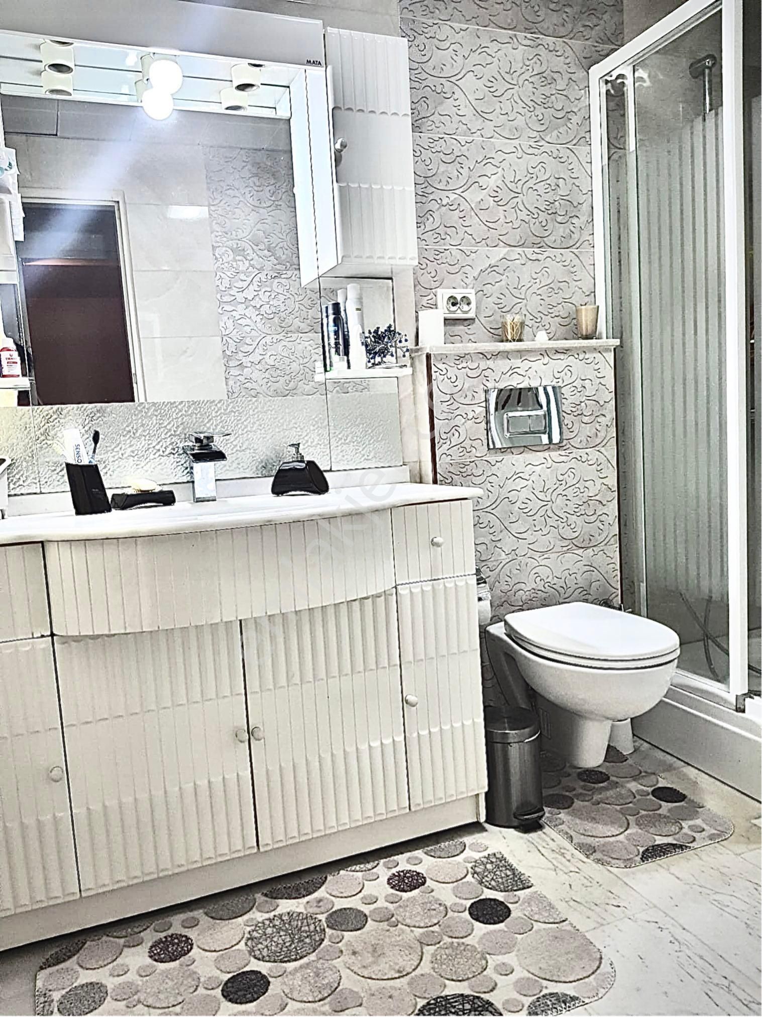 Esentepe İzmirde Panoramik Deniz Manzaralı 3+1 Full Eşyalı Kiralık Daire - Görsel 8