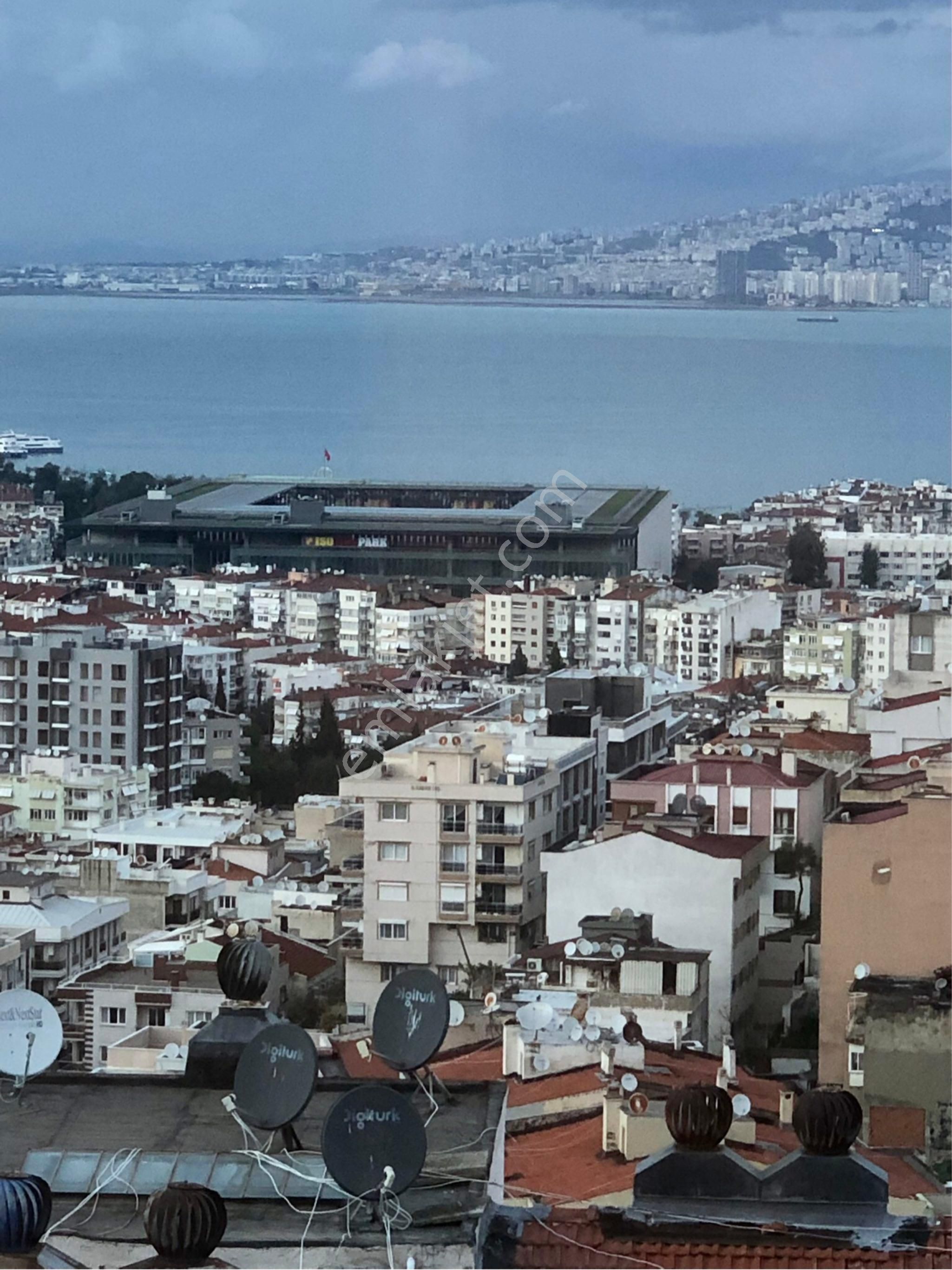 Esentepe İzmirde Panoramik Deniz Manzaralı 3+1 Full Eşyalı Kiralık Daire - Görsel 17