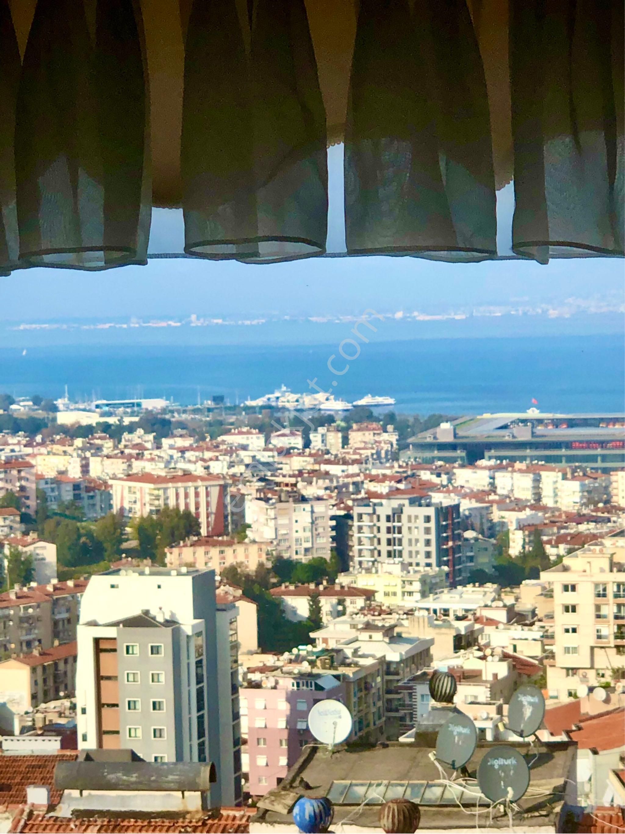Esentepe İzmirde Panoramik Deniz Manzaralı 3+1 Full Eşyalı Kiralık Daire - Görsel 16