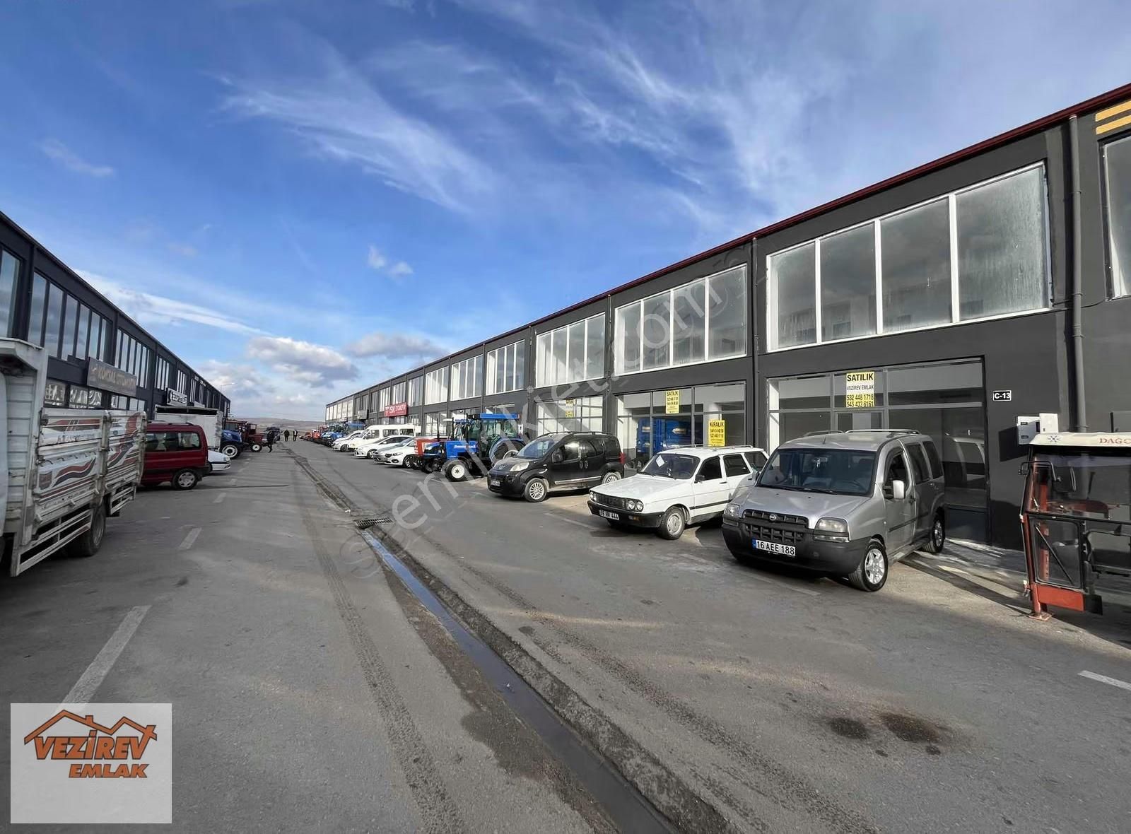 Vezirev Emlak 'tan Galericiler Sitesinde 144 M2 İş Yeri Takaslı - Görsel 6