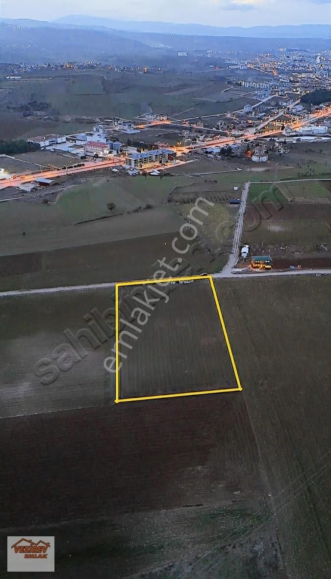 Vezirev Emlak'tan Hastane Bölgesi Yatırımlık Fırsat Tarla - Görsel 4