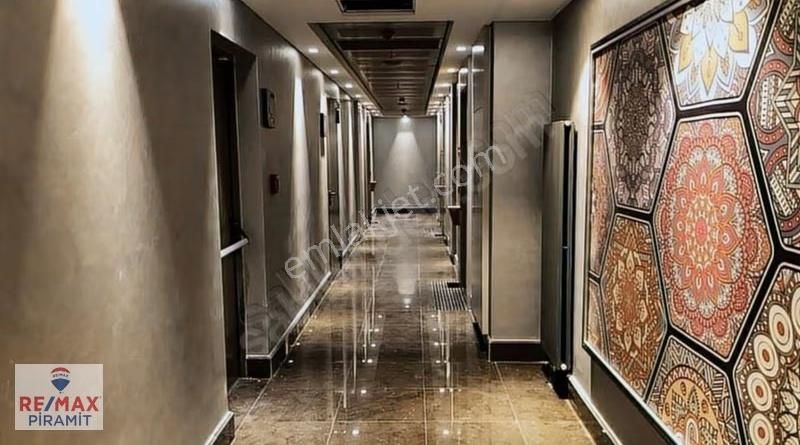 Maltepe Piazza Rezidans'ta Eşyalı Kiralık 1+1 Daire - Görsel 3