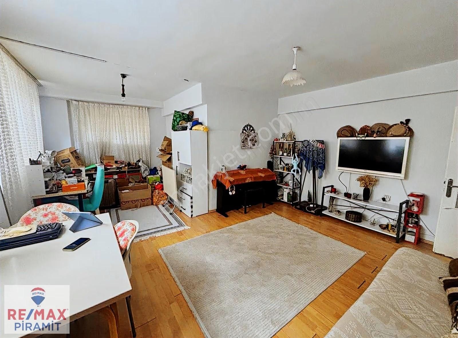 Koşuyolu Emek Sitesi Bahçe Katı Full Eşyalı 3+1 Kiralık Daire - Görsel 14