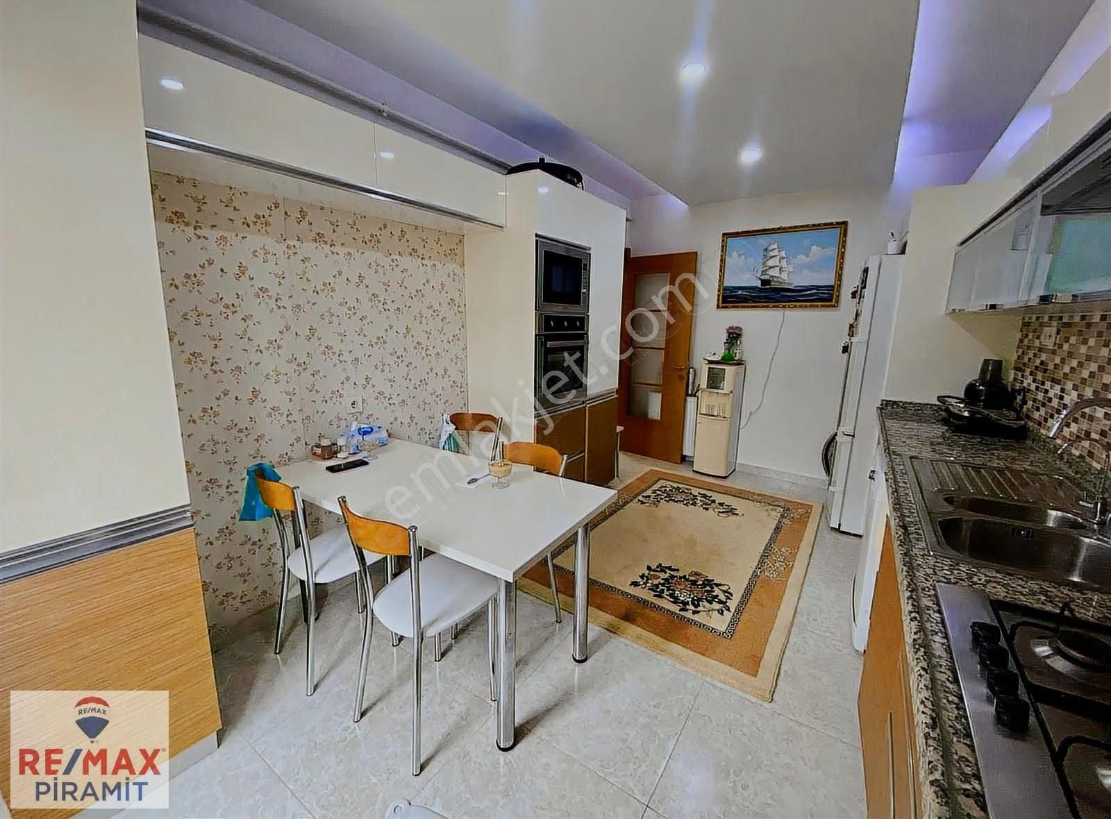 Çamlıca Camii'ye Komşu Full Eşyalı, Teraslı Geniş Dubleks Daire - Görsel 3