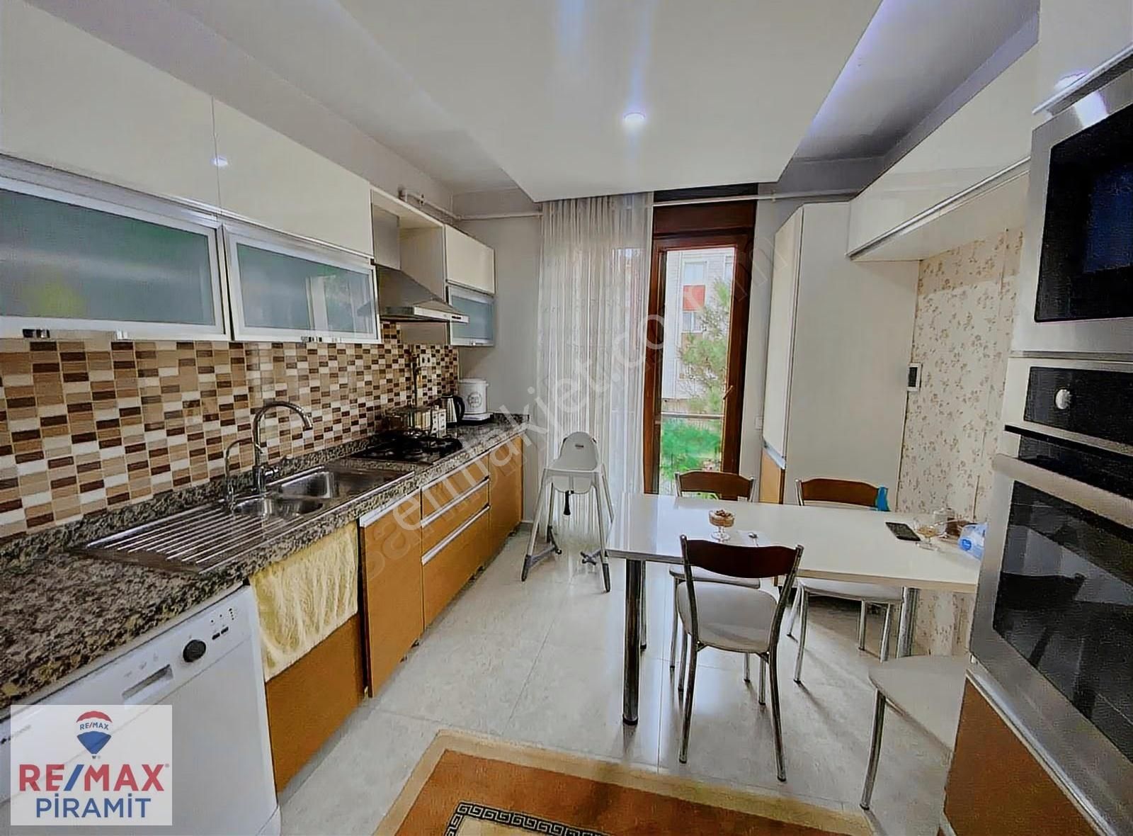 Çamlıca Camii'ye Komşu Full Eşyalı, Teraslı Geniş Dubleks Daire - Görsel 21