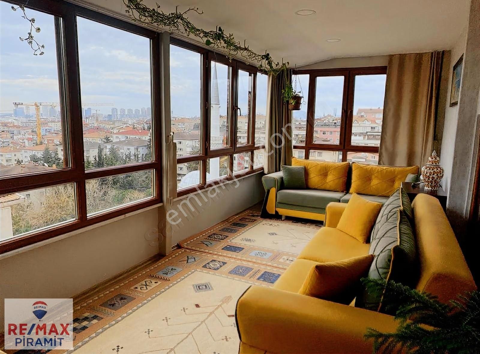 Çamlıca Camii'ye Komşu Full Eşyalı, Teraslı Geniş Dubleks Daire