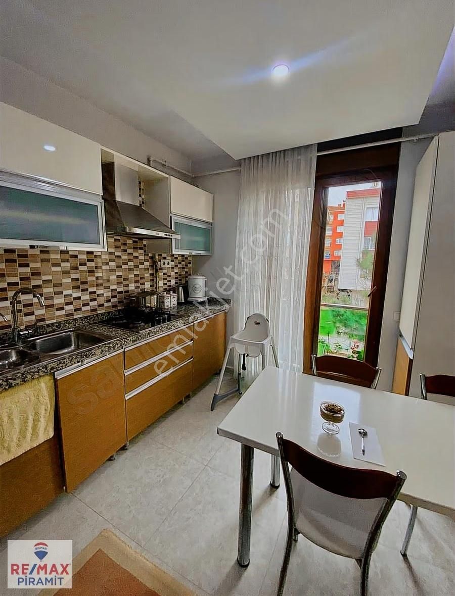 Çamlıca Camii'ye Komşu Full Eşyalı, Teraslı Geniş Dubleks Daire - Görsel 17