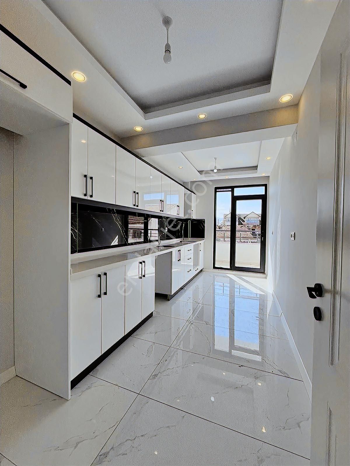 Satılık Kartepe Fsm Mah 2+1 130 M2 Ebevn Banyolu Daire - Görsel 23