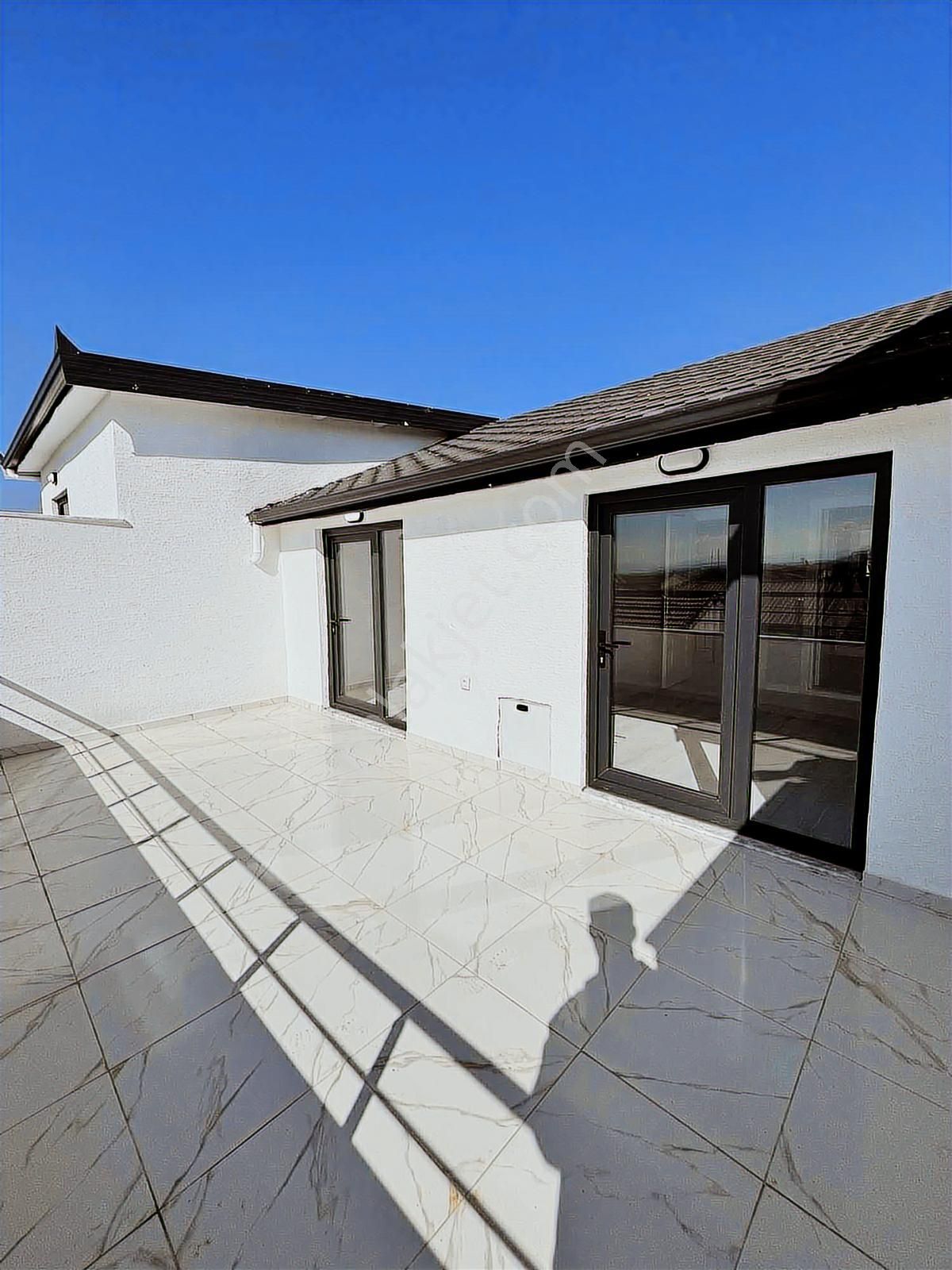 Satılık Kartepe Fsm Mah 2+1 130 M2 Ebevn Banyolu Daire - Görsel 18