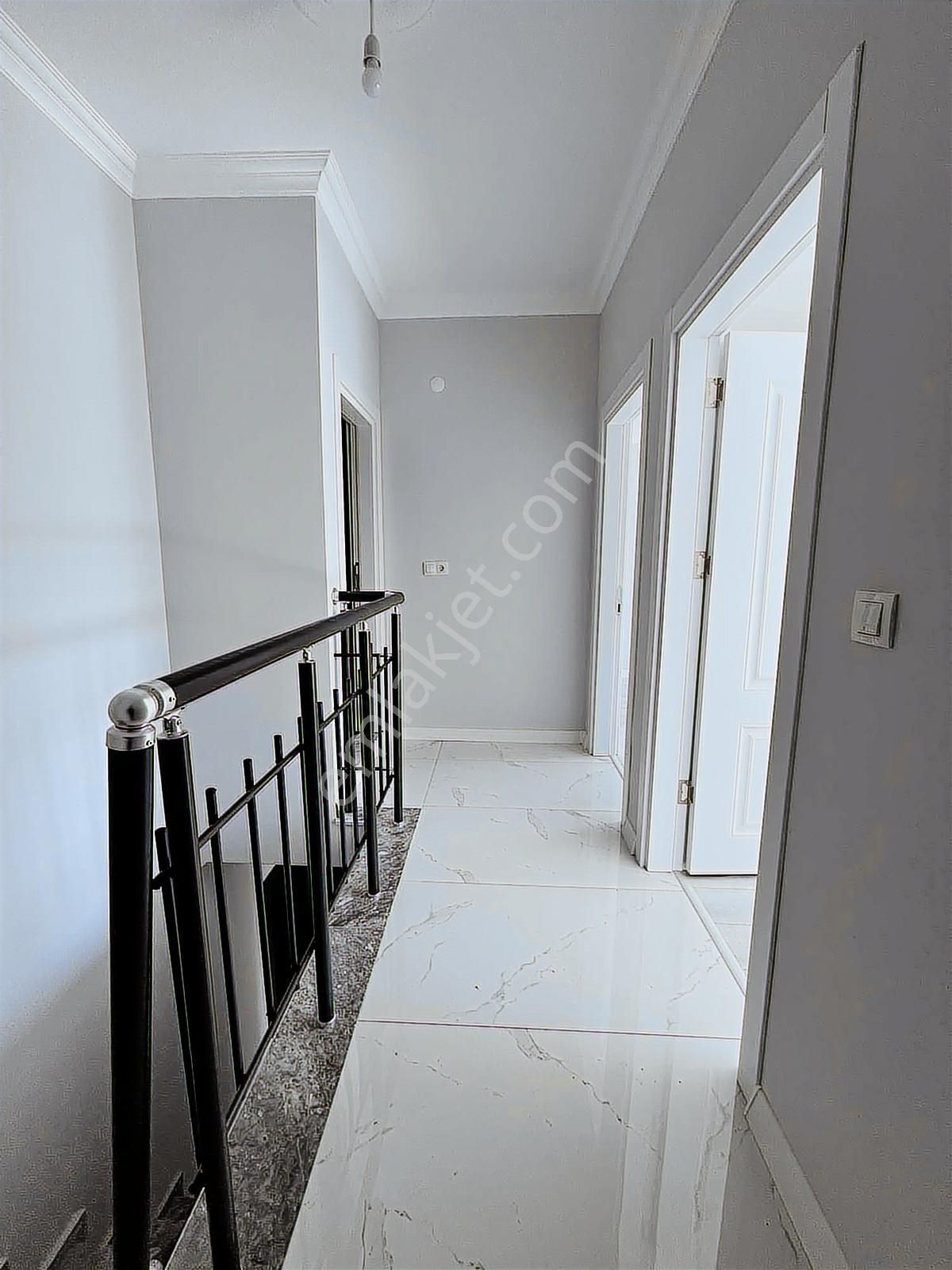 Satılık Kartepe Fsm Mah 2+1 130 M2 Ebevn Banyolu Daire - Görsel 7
