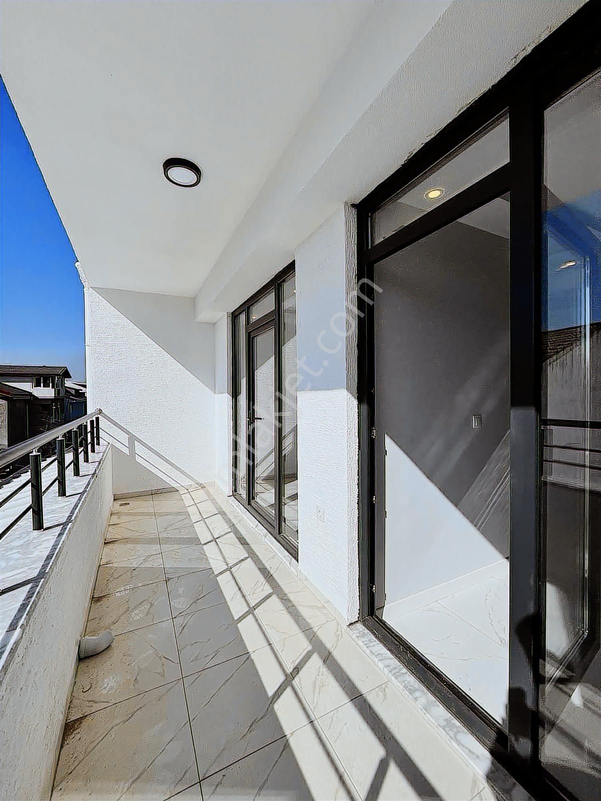 Satılık Kartepe Fsm Mah 2+1 130 M2 Ebevn Banyolu Daire - Görsel 14