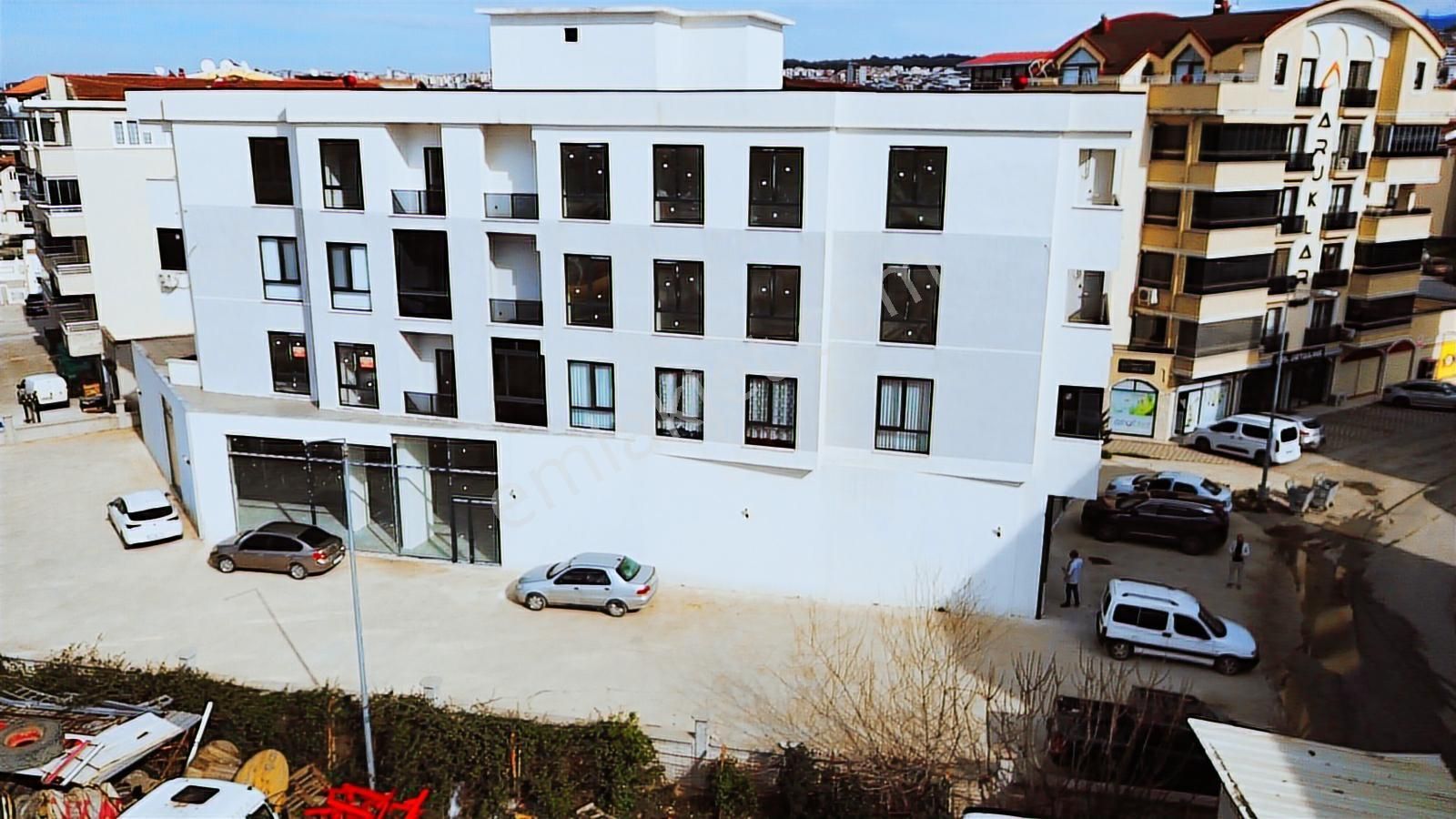 Üçevler 'de Xxxxxxl Dükkan - Görsel 7