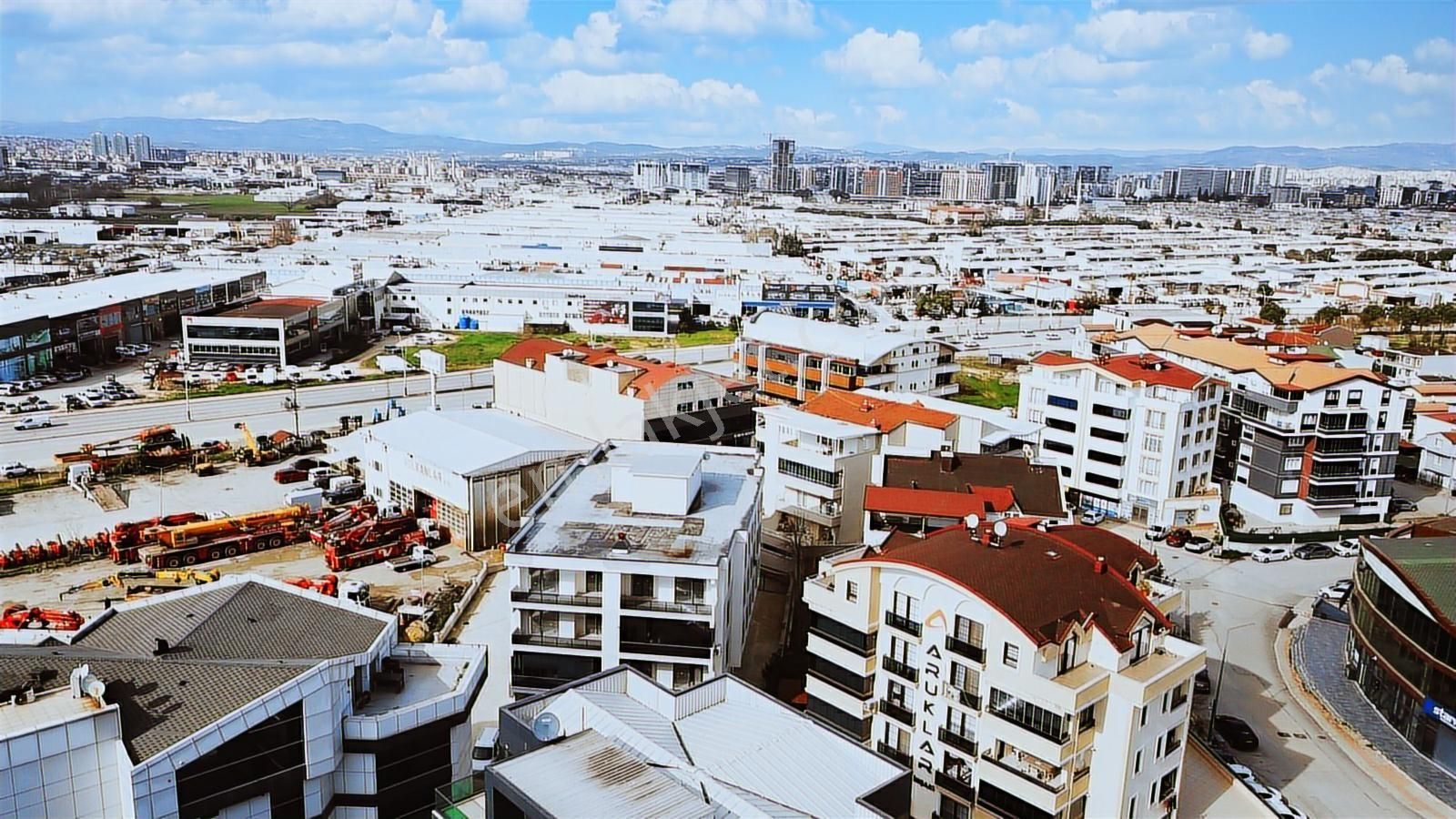 Üçevler 'de Xxxxxxl Dükkan - Görsel 20