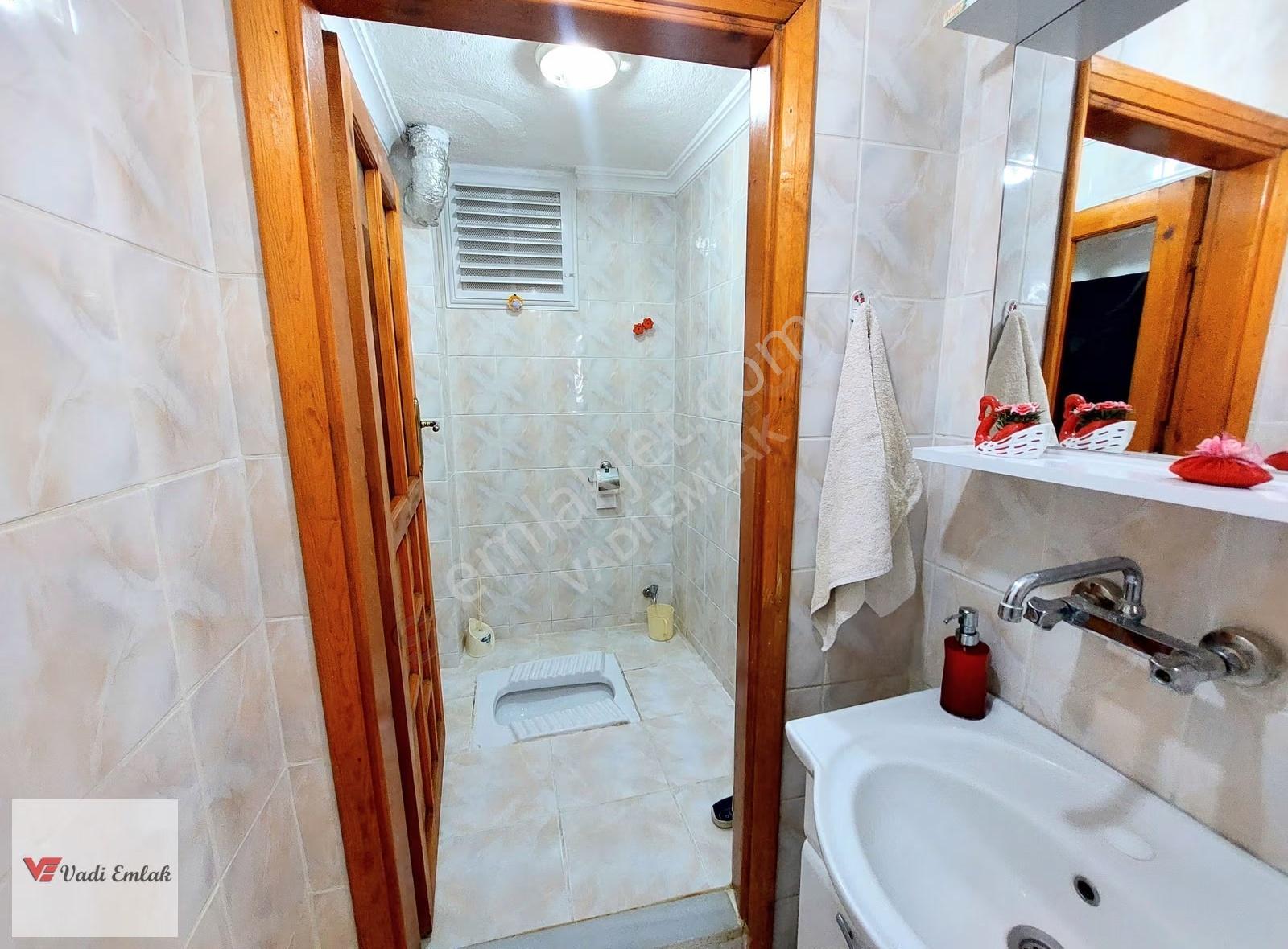 Cumhuriyet Lisesi Karşısında Satılık 2+1 Geniş Daire| Vadi Emlak - Görsel 27