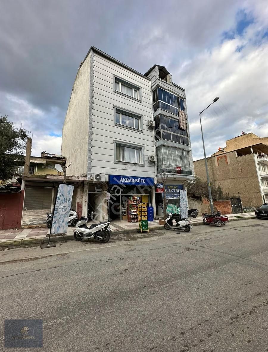 Alaşehir Fatih Mahallesi'nde Satılık Cadde Üzeri 3+1 Geniş Daire - Görsel 32