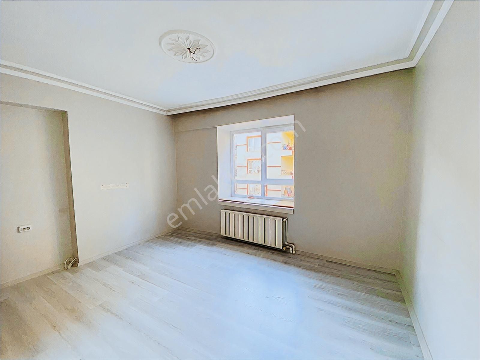 Valentia'dan İncirli'de Cadde Yakını Bağımsız 3+1 Kiralık Daire - Görsel 14