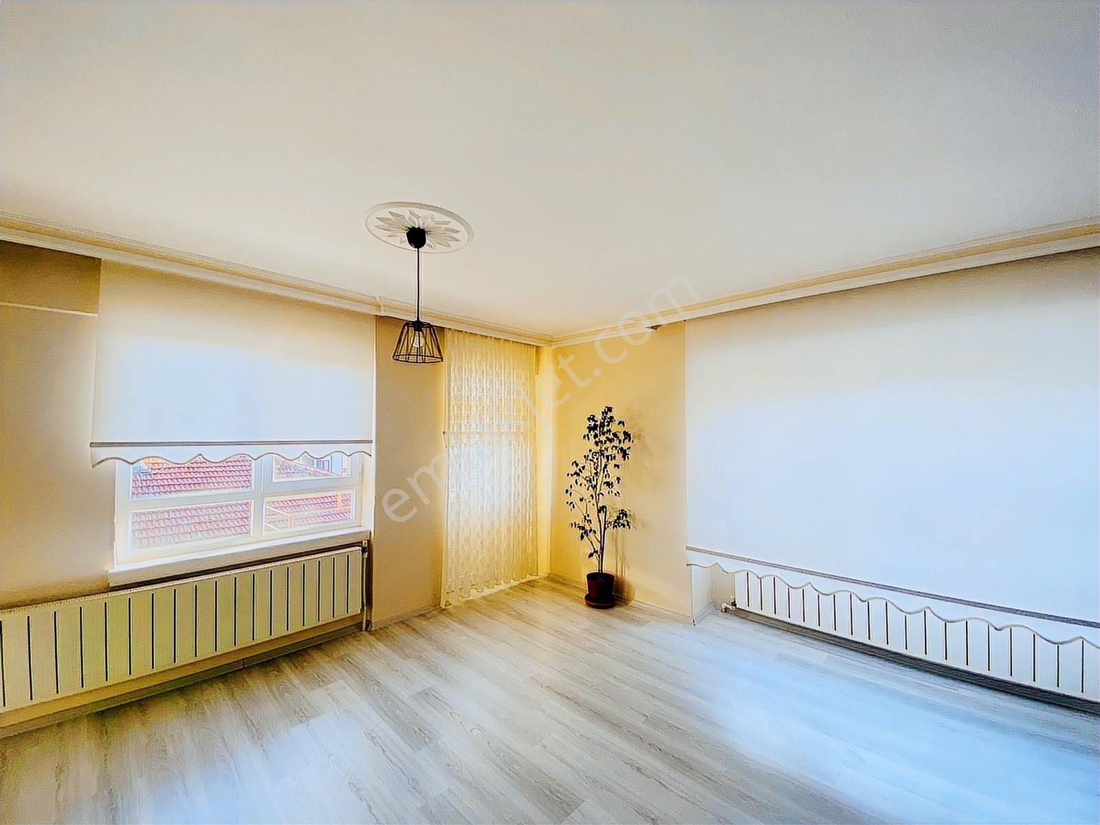 Valentia'dan İncirli'de Cadde Yakını Bağımsız 3+1 Kiralık Daire - Görsel 12