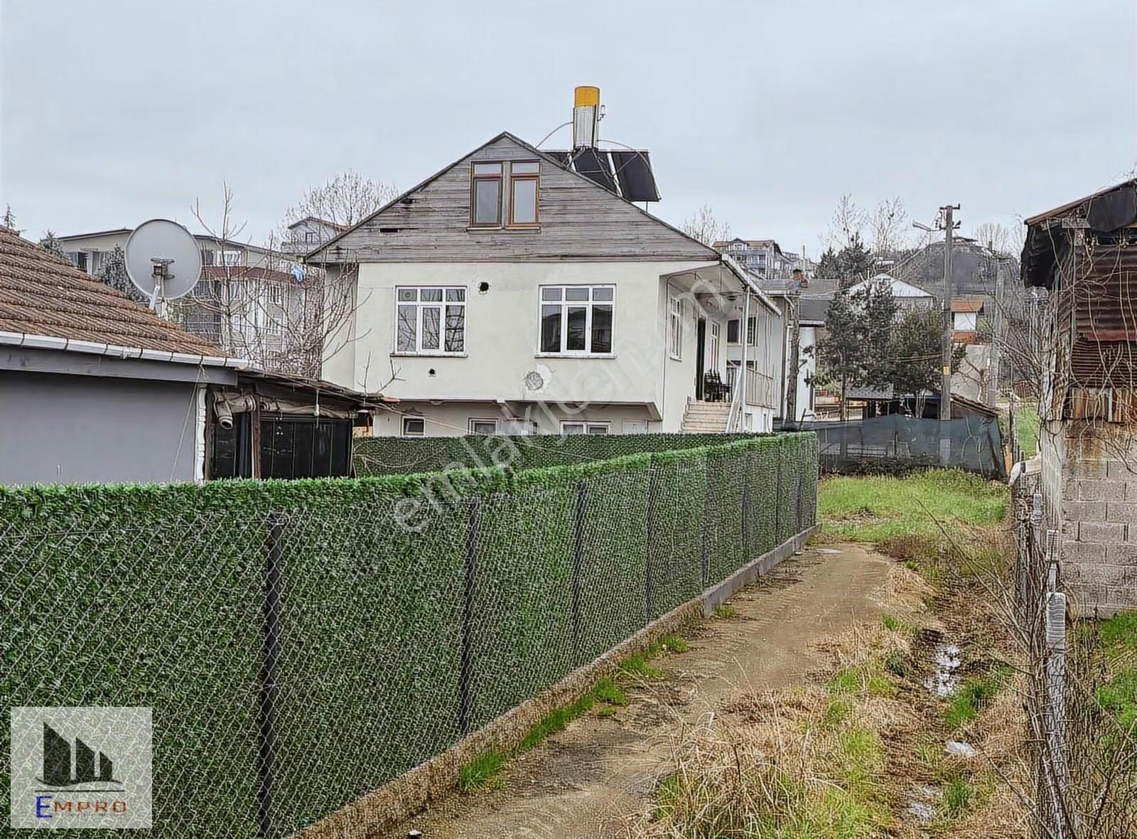 Başiskele Merkezi Konumda Müstakil Ev - Görsel 16