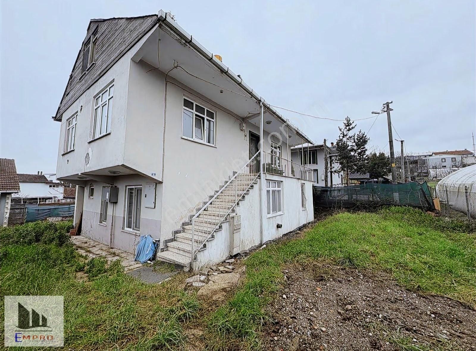 Başiskele Merkezi Konumda Müstakil Ev - Görsel 17