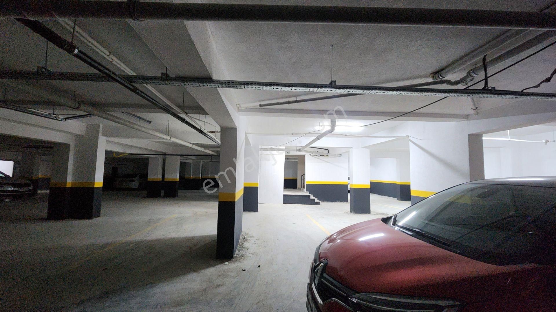 Özgün Emlaktan Sahilde Ultra Lüx Sitede 2+1- 80 M2 - Sıfır Daire - Görsel 31