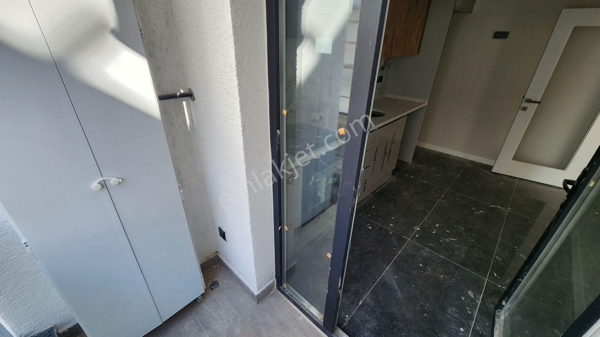 Özgün Emlaktan Sahilde Ultra Lüx Sitede 2+1- 80 M2 - Sıfır Daire - Görsel 13