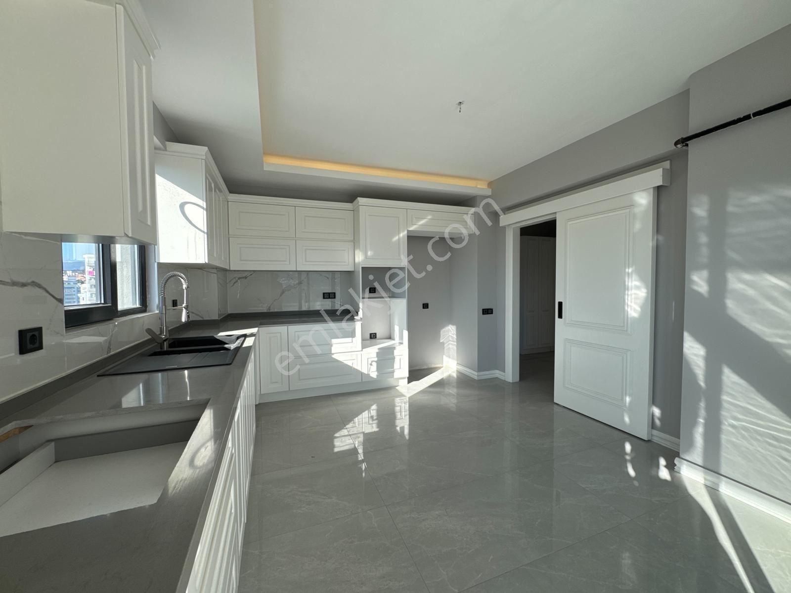 Özeller Gayrimenkulden Meridyen Rift Sitesinde Ultra Lüks 4+1 Daire - Görsel 7