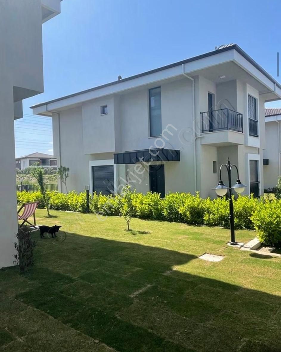Muğla Menteşe Yeniköy'de Müstakil Kiralık Villa