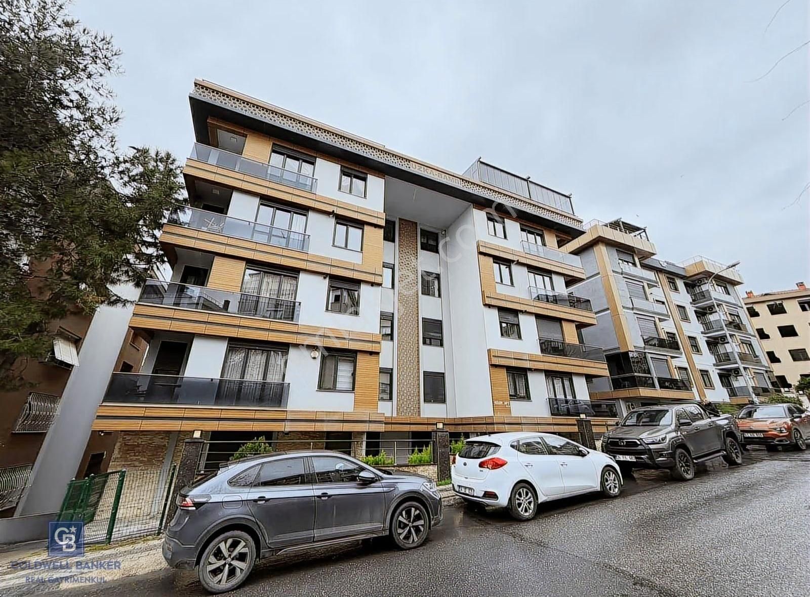 Rauf Paşa Sokak 5 Yıllık Binada Otoparklı Ara Kat Kiralık 3+1