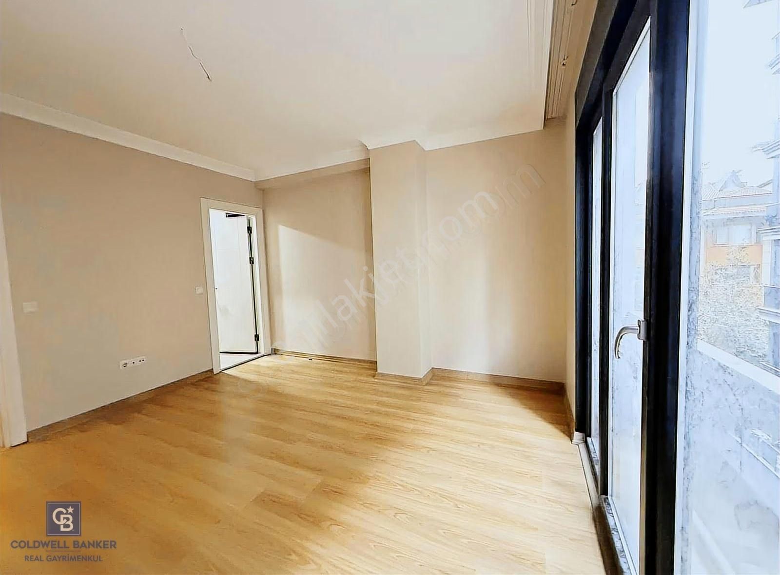 Rauf Paşa Sokak 5 Yıllık Binada Otoparklı Ara Kat Kiralık 3+1 - Görsel 8
