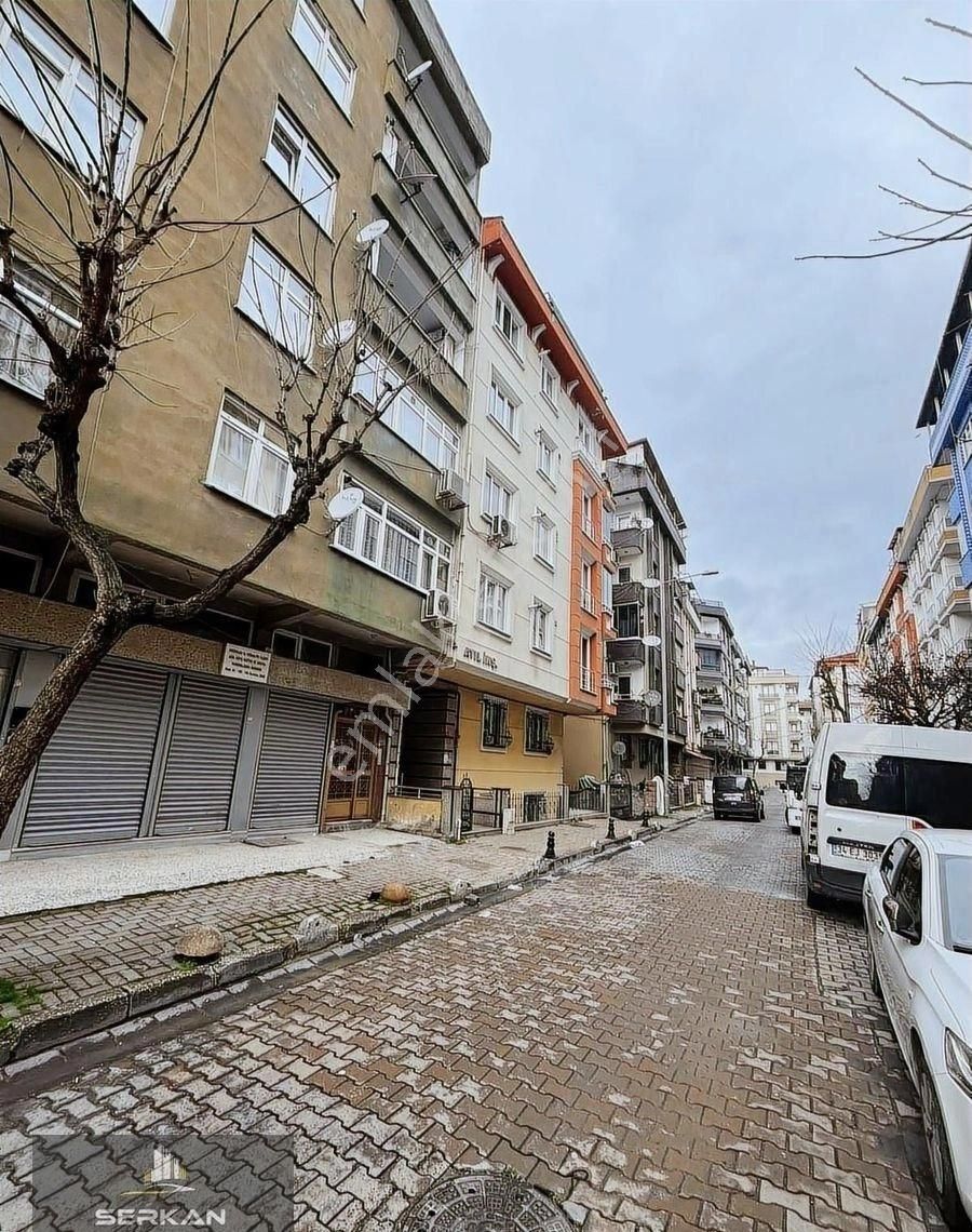 Serkan Gayrimenkulden Bahçelievler Kocasinan 3+1 125 Mtre 3.kat - Görsel 2