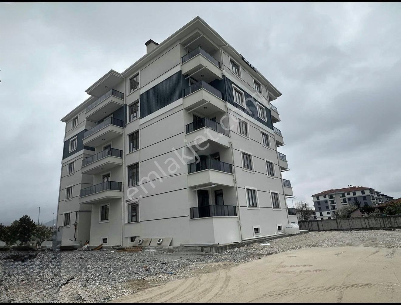 Alihsanpaşa Mahallesin De Lüks 3+1 Asansörlü Satılık Daireler