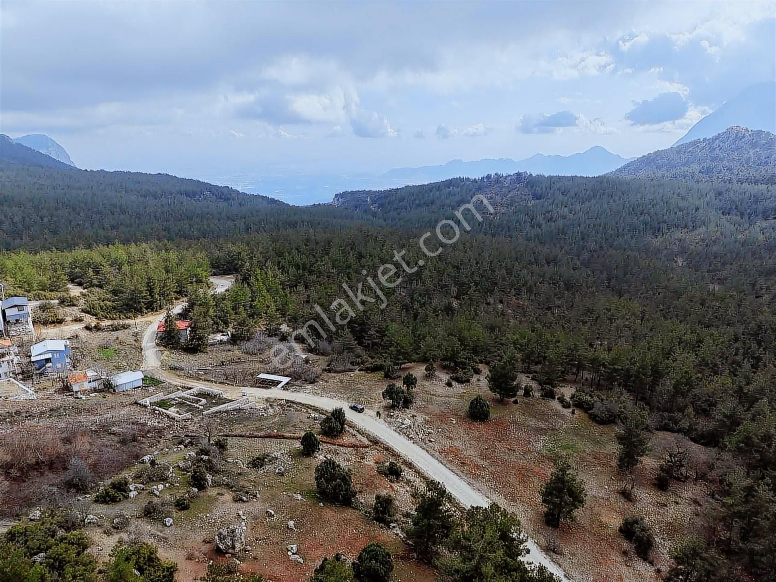 Antalya Doyranda 10 Dönüm Satılık Tarla - Görsel 9