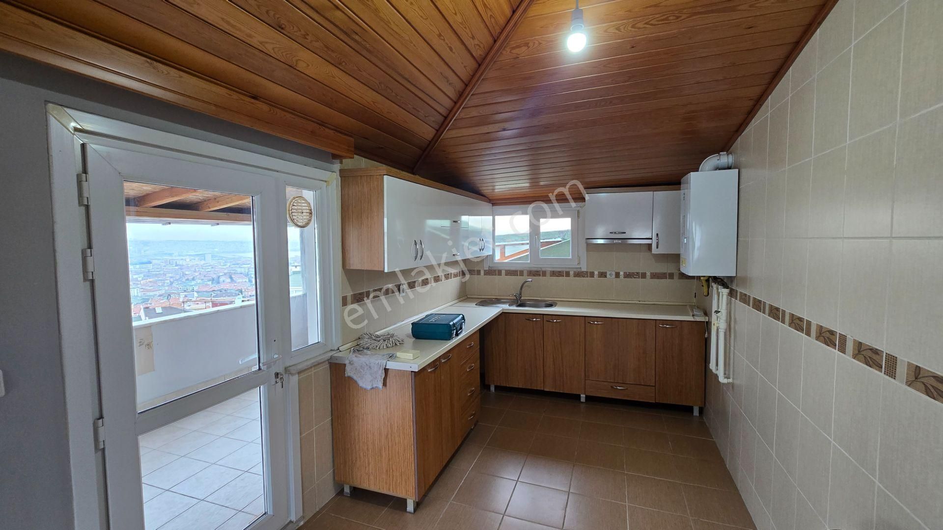 Özgün Emlaktan 2010 Yapmı 2+1-100 M2- Deniz Manzaralı - Çatı Katı Daire. - Görsel 4