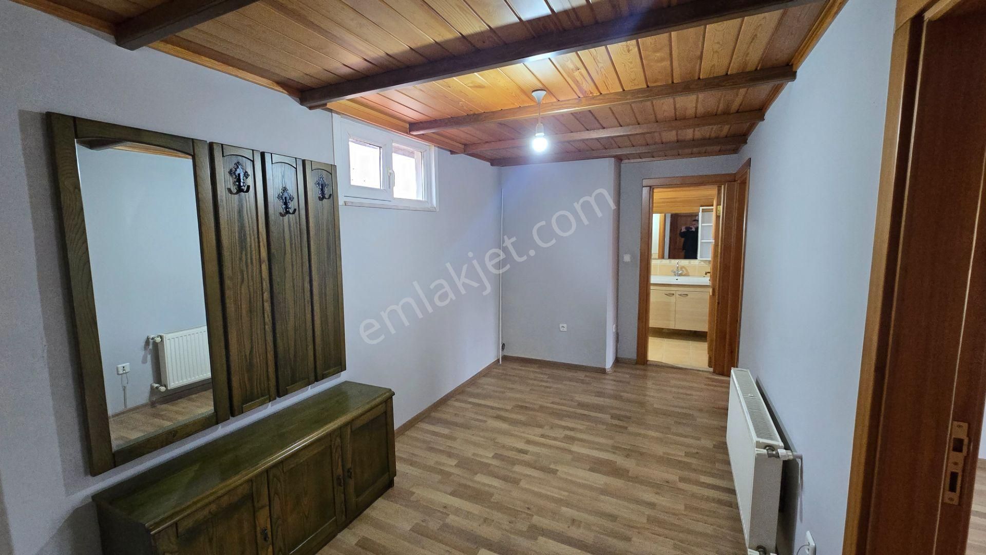 Özgün Emlaktan 2010 Yapmı 2+1-100 M2- Deniz Manzaralı - Çatı Katı Daire. - Görsel 13