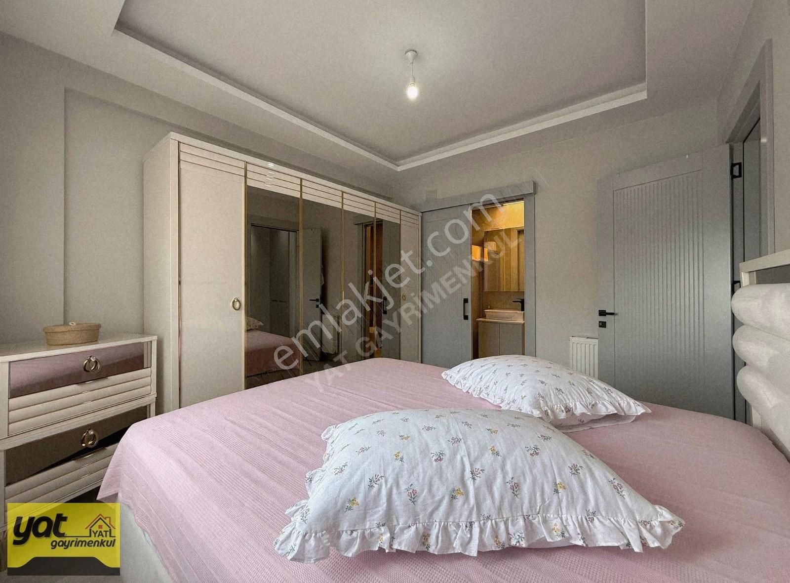 Havuzlu Deniz Manzaralı Lüx Eşyali Site İçi 2 +1 Ayri Balkonlu - Görsel 19