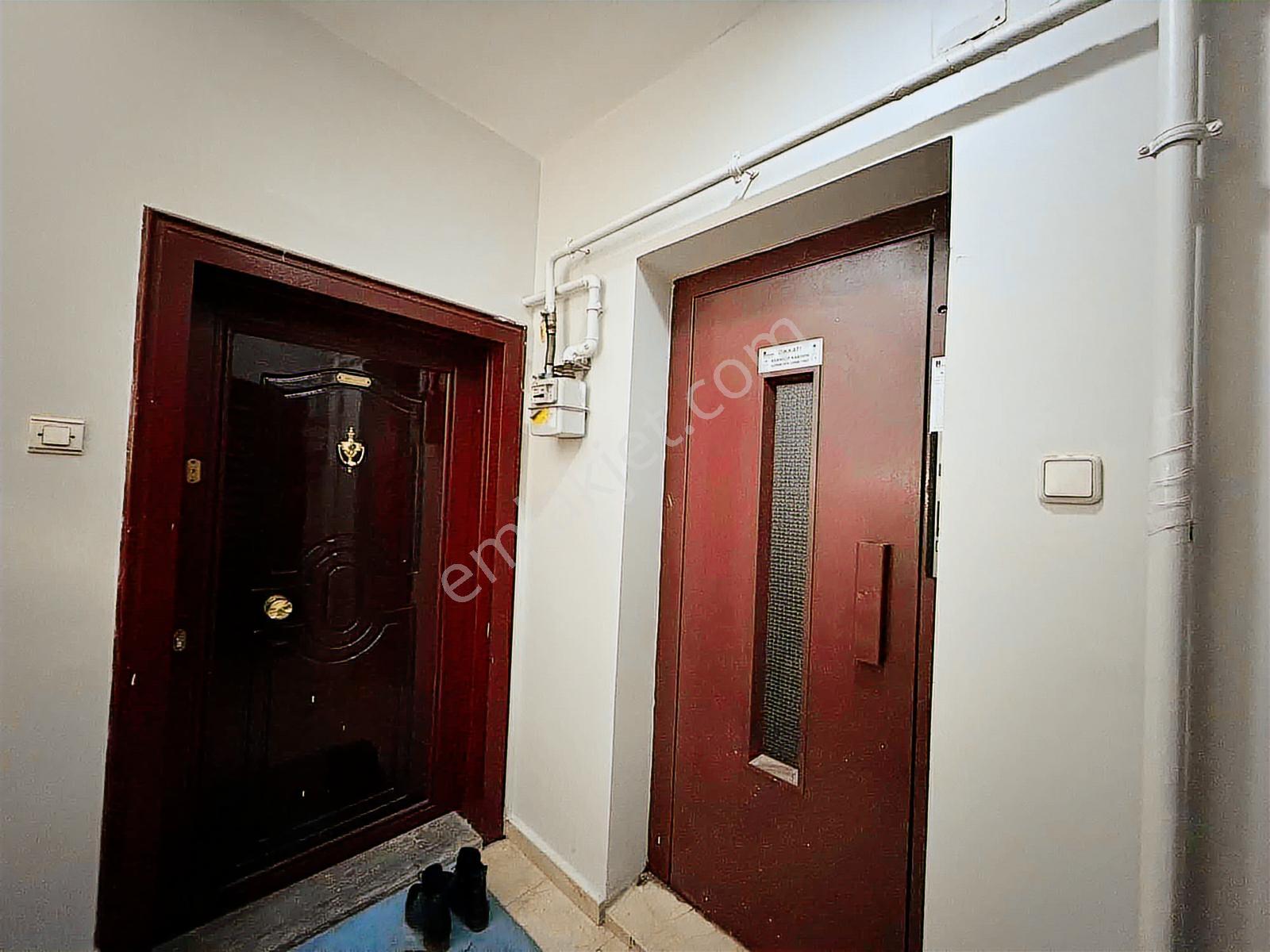 Remax Yeni'den Ana Cadde Üzeri Geniş 4+1 - Görsel 33