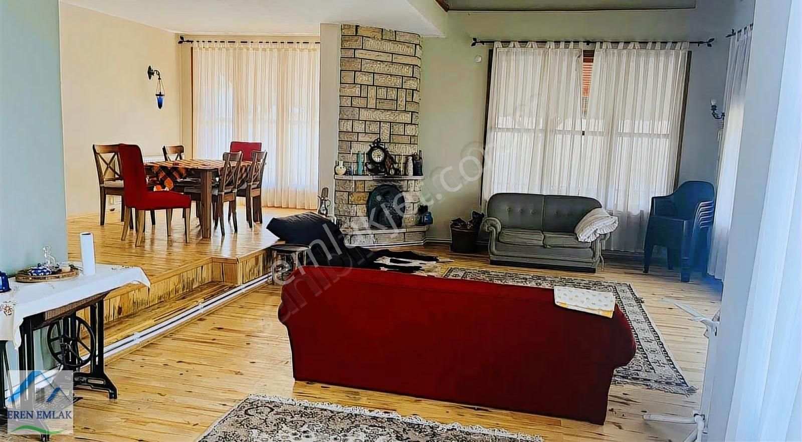Sapanca Hacimercan'da 5+1 Müstakil Göl Manzaralı Satılık Villa. - Görsel 25