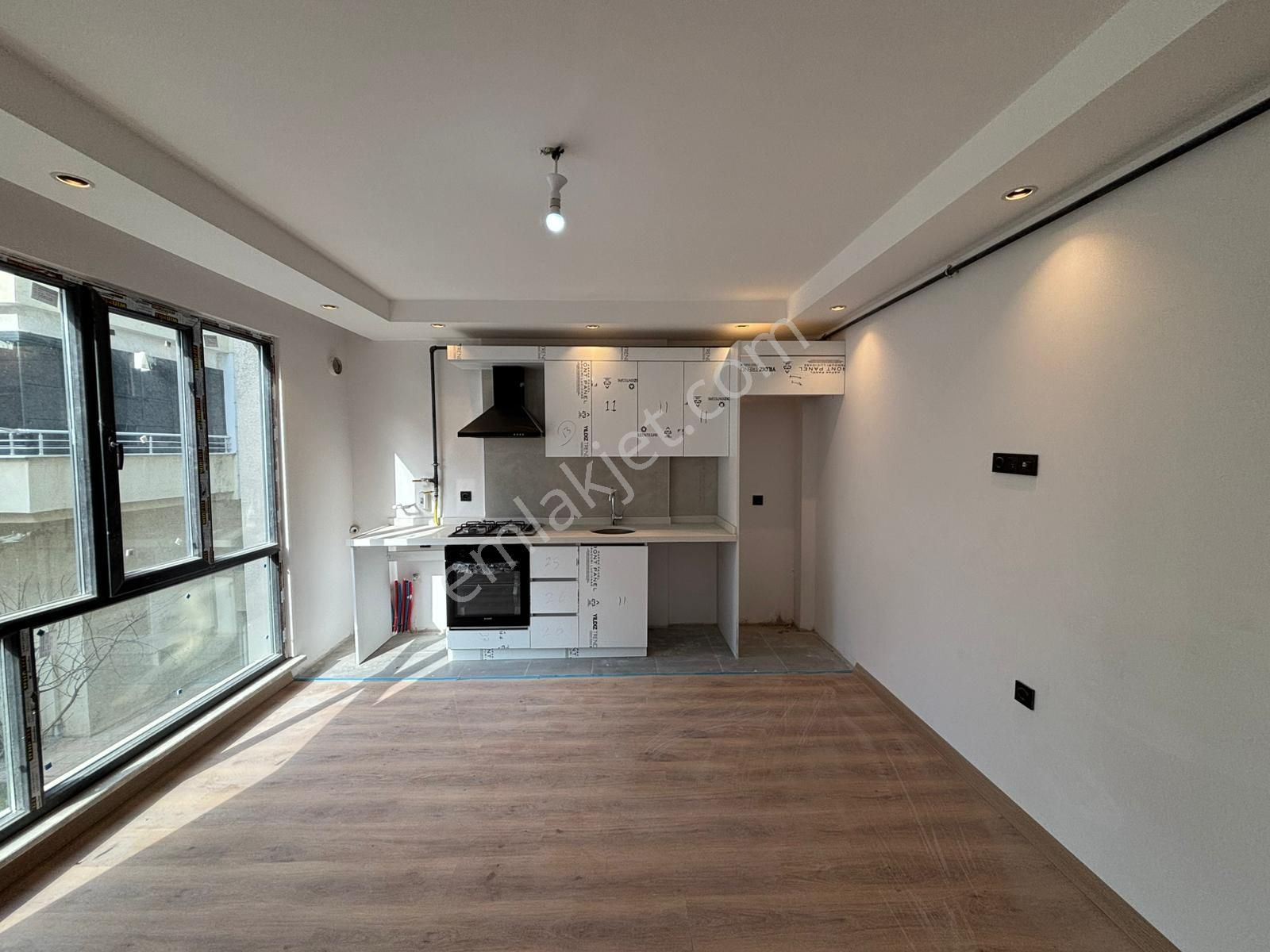 **eryıldız İnşaat'tan**hükümet Konağı Yanı Çarşı İçinde İskanlı K.otoparklı Ultra Lüks 1+1** - Görsel 7