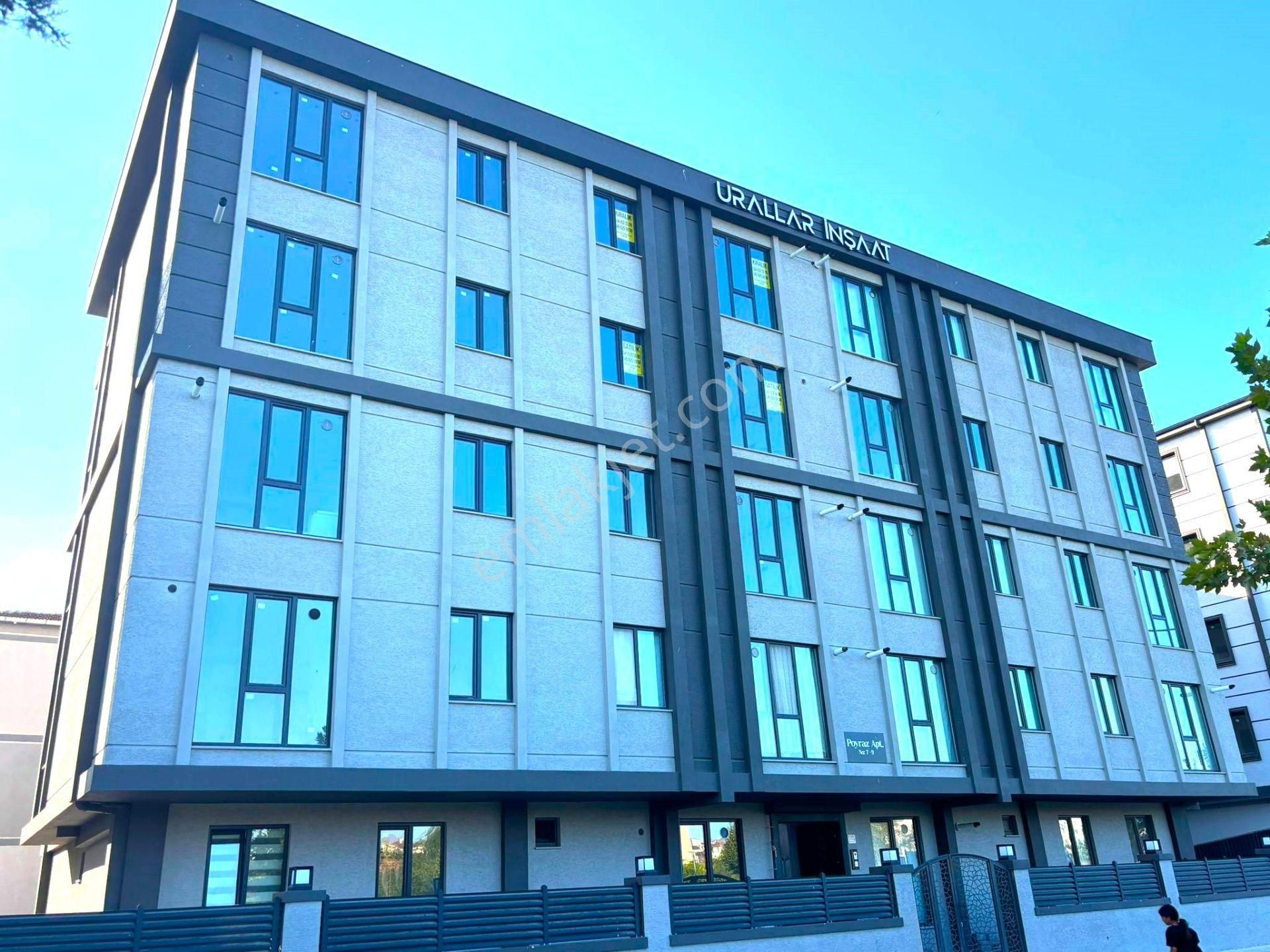 **eryıldız İnşaat'tan**hükümet Konağı Yanı Çarşı İçinde İskanlı K.otoparklı Ultra Lüks 1+1**