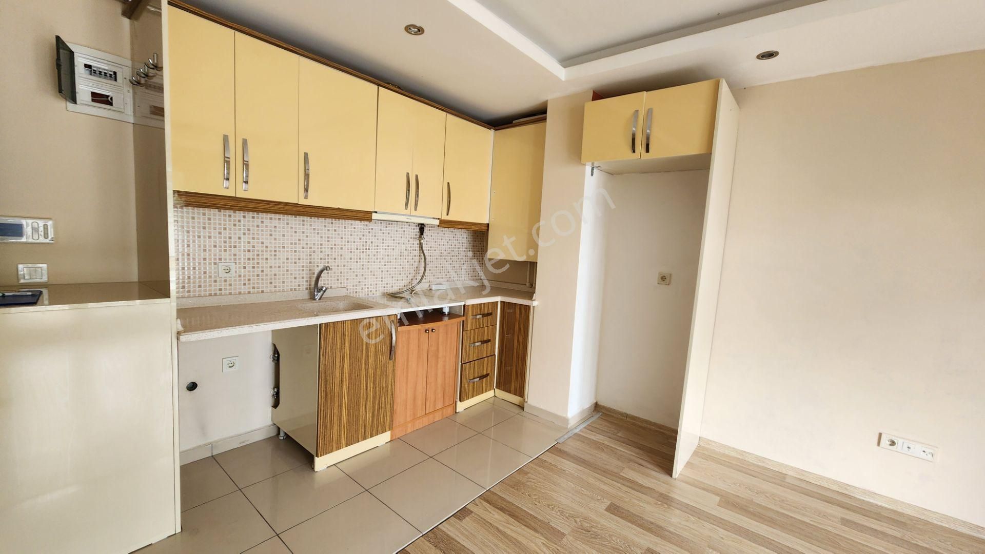 Özgünemlaktan 14 Yıllık Binada 1+1 - 60 M2 - Kiracılı - Yüksek Giriş Daire - Görsel 5