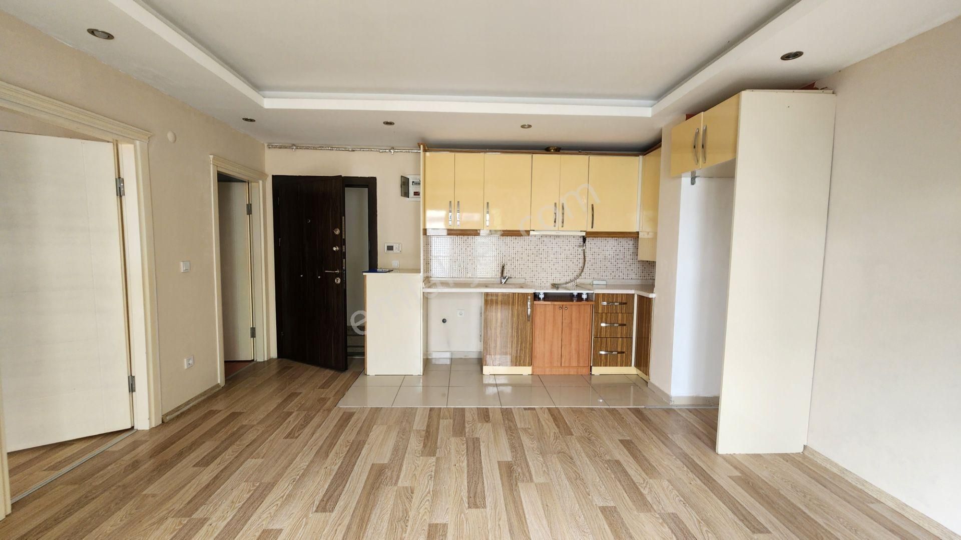 Özgünemlaktan 14 Yıllık Binada 1+1 - 60 M2 - Kiracılı - Yüksek Giriş Daire - Görsel 3