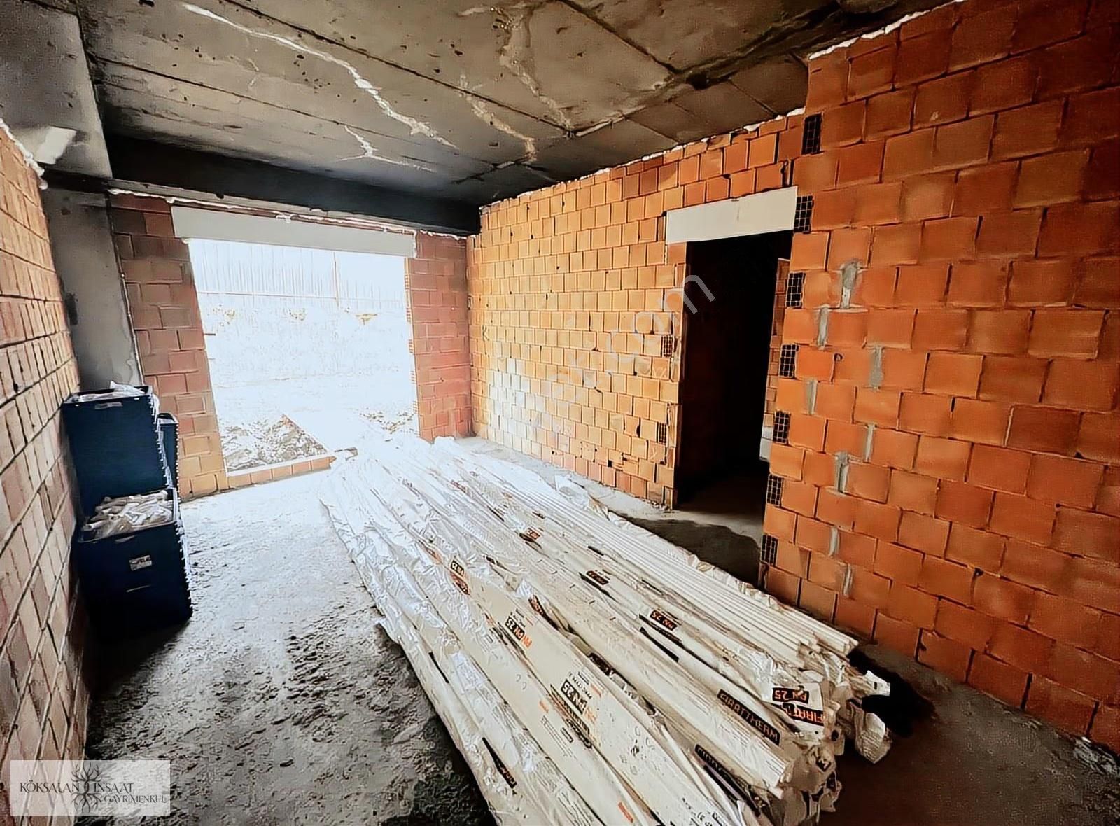 Köksalan İnşaat Küçükyalı Minibüse Yakın Projeden Ön Cephe 1+1 - Görsel 9