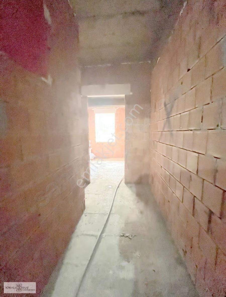 Köksalan İnşaat Küçükyalı Minibüse Yakın Projeden Ön Cephe 1+1 - Görsel 18