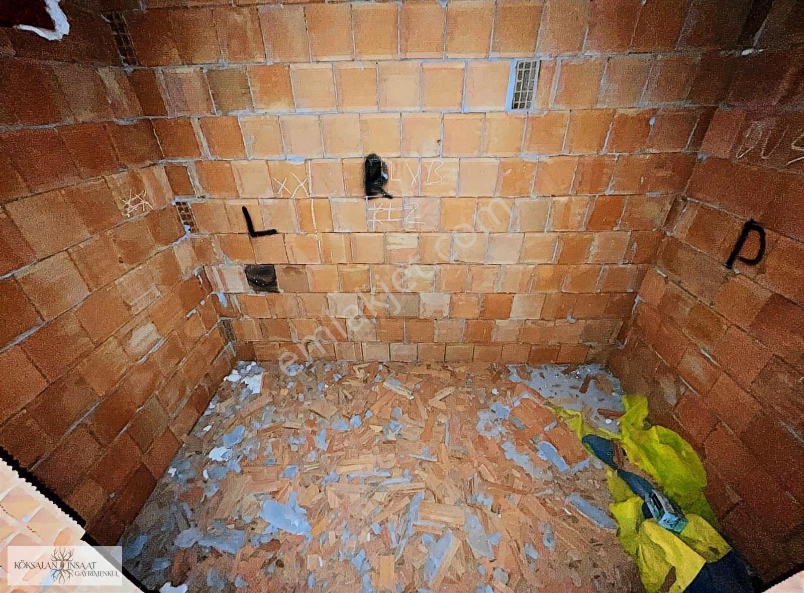 Köksalan İnşaat Küçükyalı Minibüse Yakın Projeden Ön Cephe 1+1 - Görsel 13