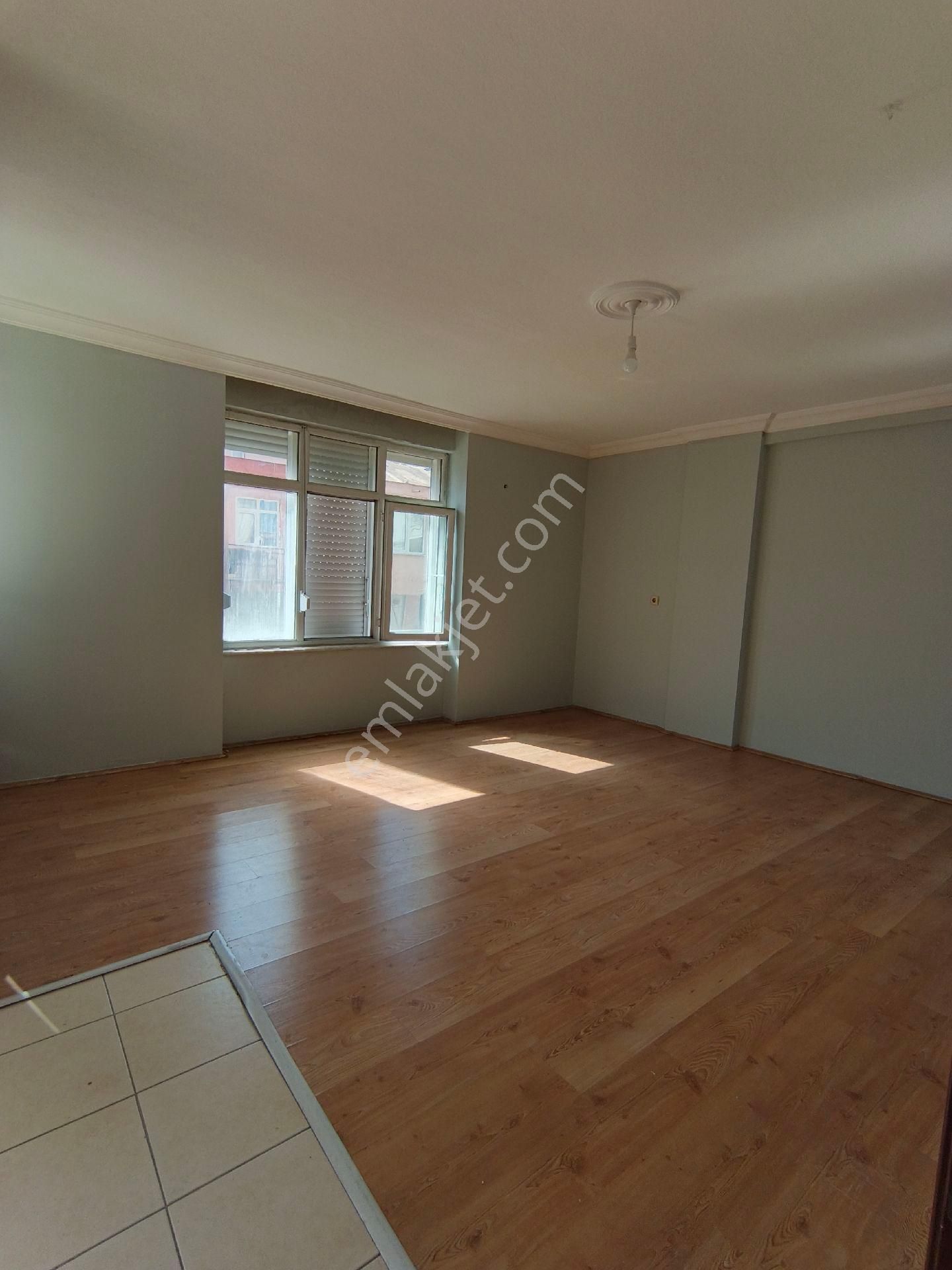 Şelale Mahallesi Merkezi Konumda 2+1 Güney Cephe Ara Kat Kiralık Daire - Görsel 12